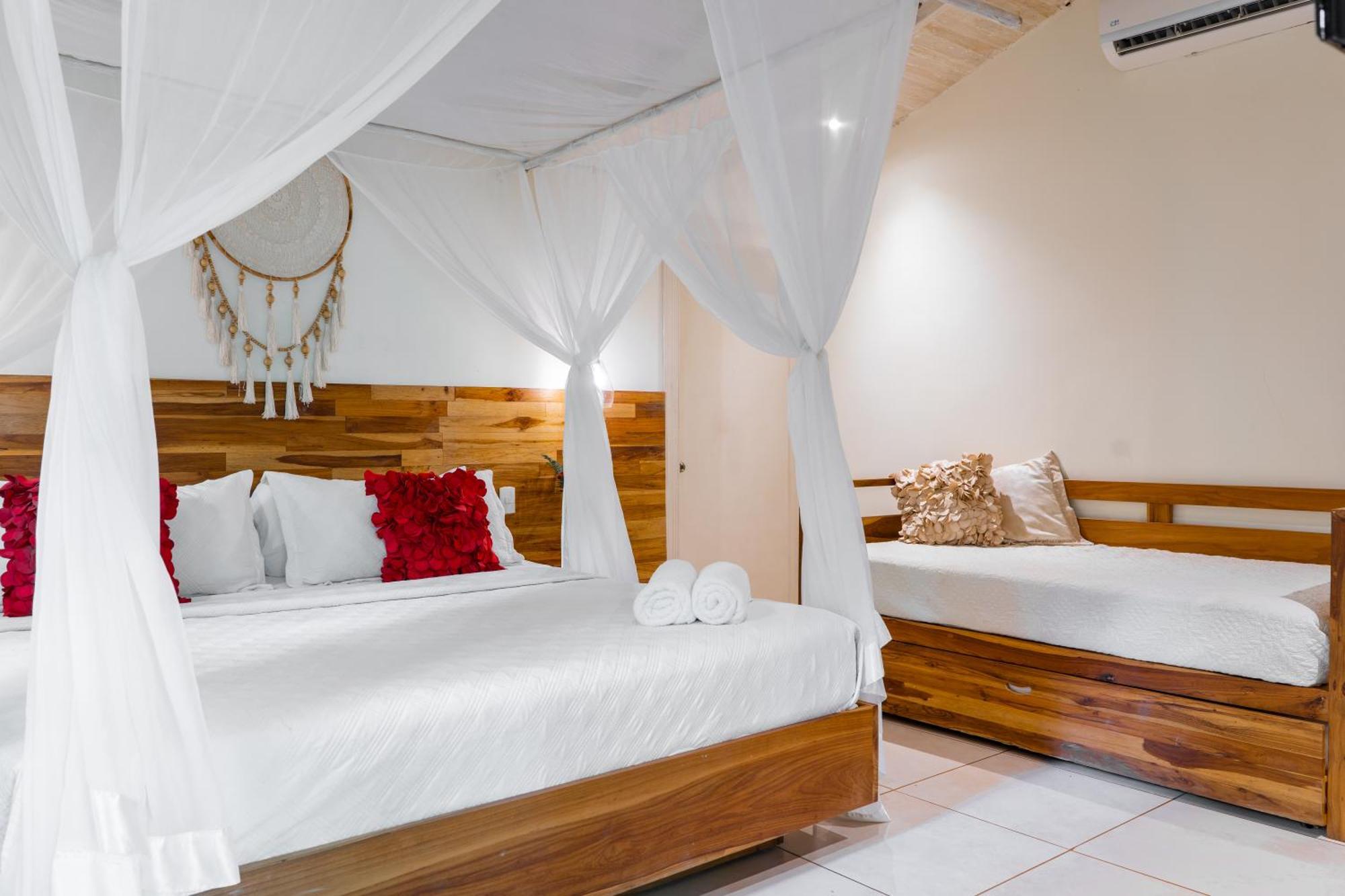 Banana Beach Bungalows Playa Santa Teresa  Extérieur photo